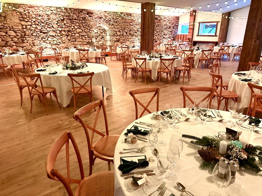 Dîner de fin d’année devant la pierre