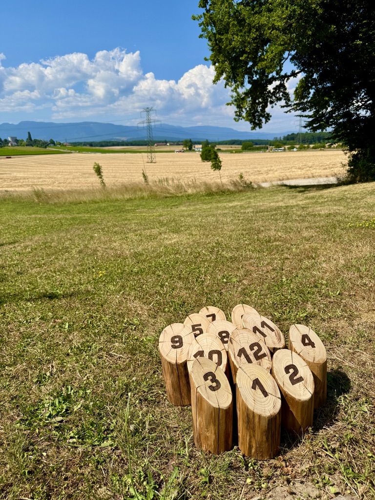 Cors des Alpes dans le verger